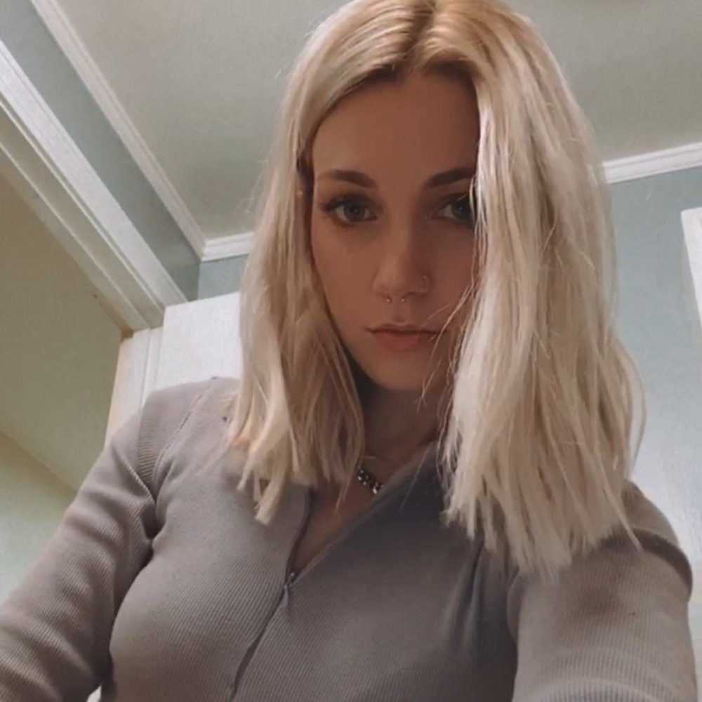 Meet your Posher, Anna